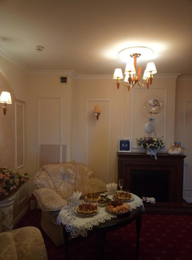 7 Sky Hotel Klinicheskaya Street Kijów Zewnętrze zdjęcie