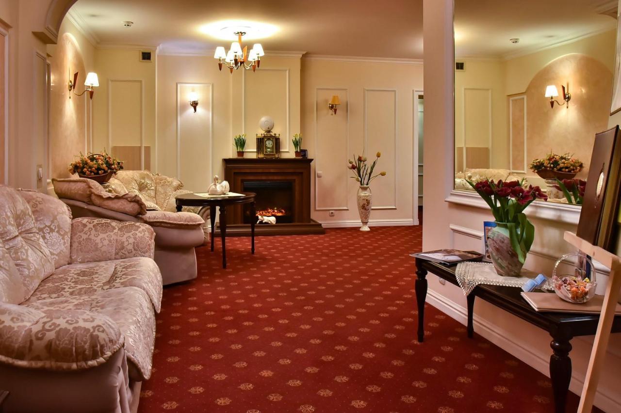 7 Sky Hotel Klinicheskaya Street Kijów Zewnętrze zdjęcie